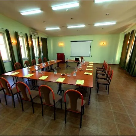 Hotel Klodzko 酒店